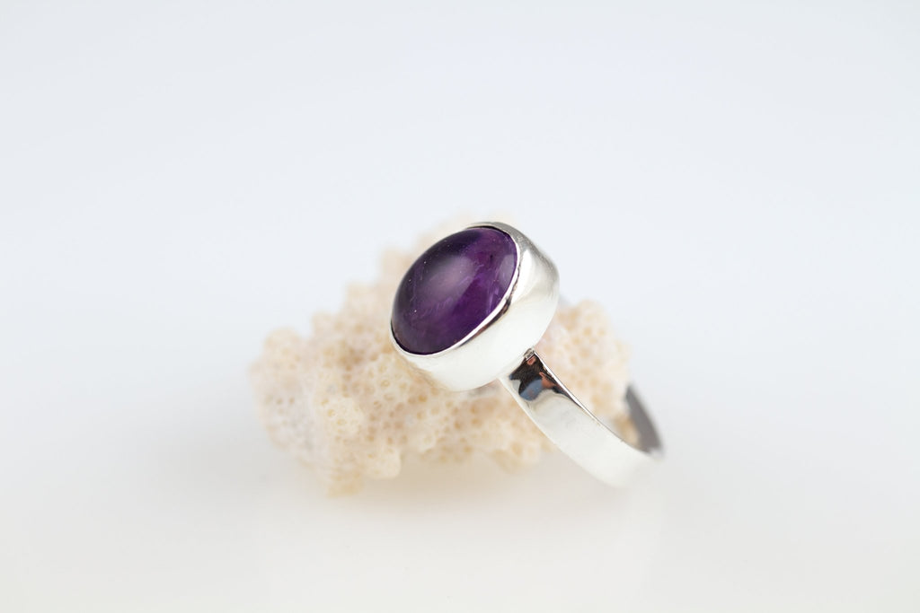 Amethyst cabochon ring - KFDJewelleryCT9