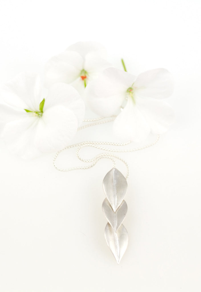 Be-Leaf triple leaf pendant - KFDJewelleryBL02
