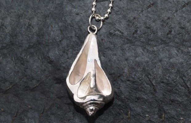 Half Shell Pendant - KFDJewelleryMS3