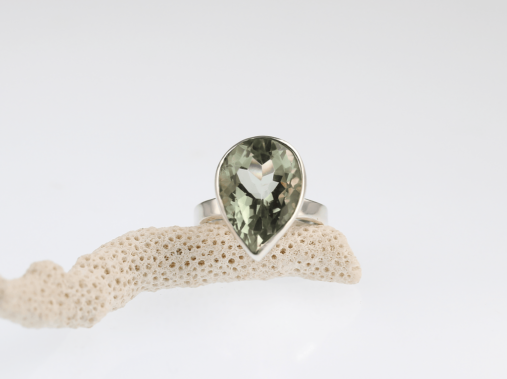 Green Amethyst Teardrop Statement Ring - KFDJewellery