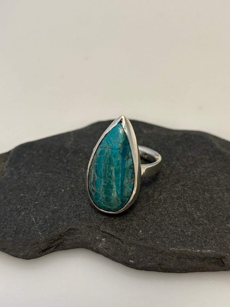 Peruvian Opal Teardrop Sterling Silver Ring | Size P - KFDJewellery