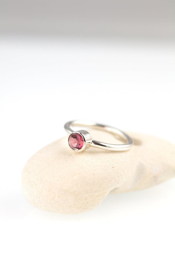 Pink Tourmaline Solitaire sterling silver ring - KFDJewellery