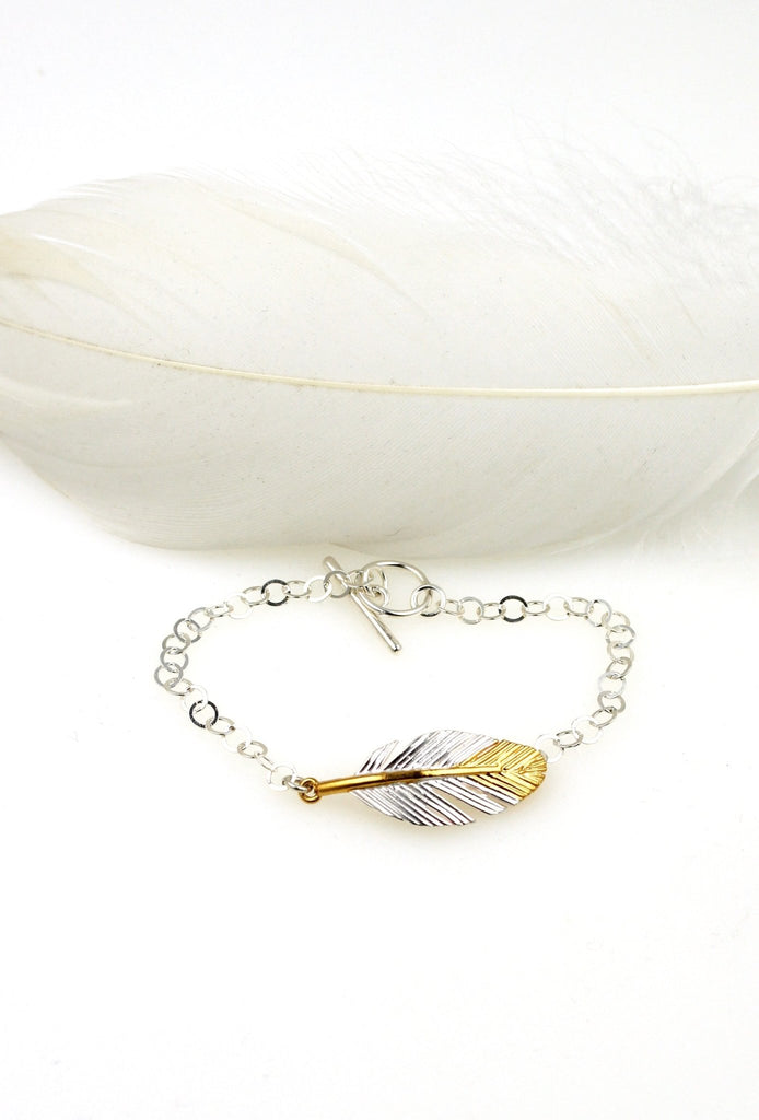 Sterling silver feather bracelet - KFDJewelleryF29